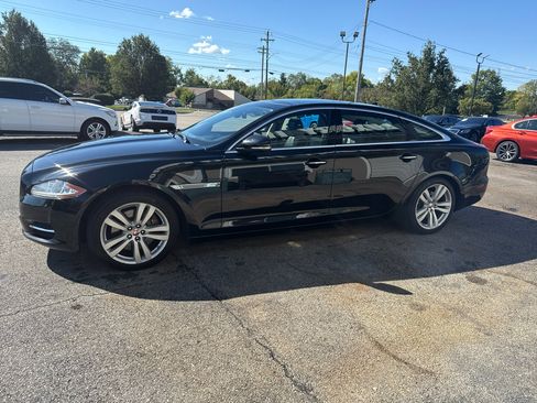 Used 2014 Jaguar XJ L Portfolio image 11