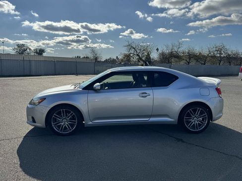 Used 2012 Scion tC image 3