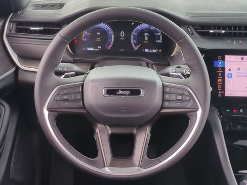 New 2026 Jeep Grand Cherokee L 4WD image 24