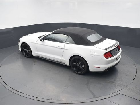 Used 2021 Ford Mustang Convertible w/ Equipment Group 101A RWD image 33