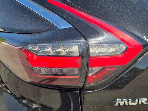 Used 2019 Nissan Murano SL w/ Cargo Package FWD image 11