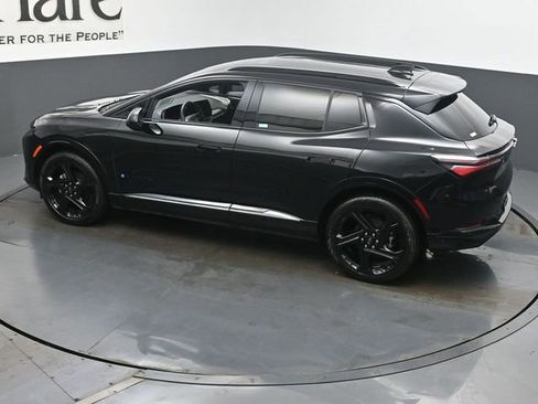 Used 2024 Chevrolet Equinox EV RS image 42