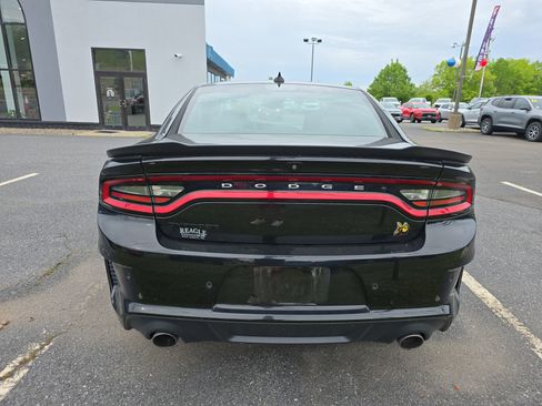 Used 2020 Dodge Charger Scat Pack RWD image 4