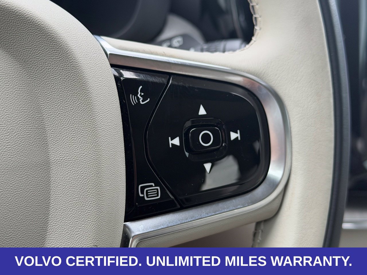 Certified 2024 Volvo XC60 B5 Plus w/ Protection Package Premier AWD/4WD image 19