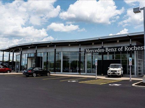 Used 2023 Mercedes-Benz GLS 450 4MATIC image 28