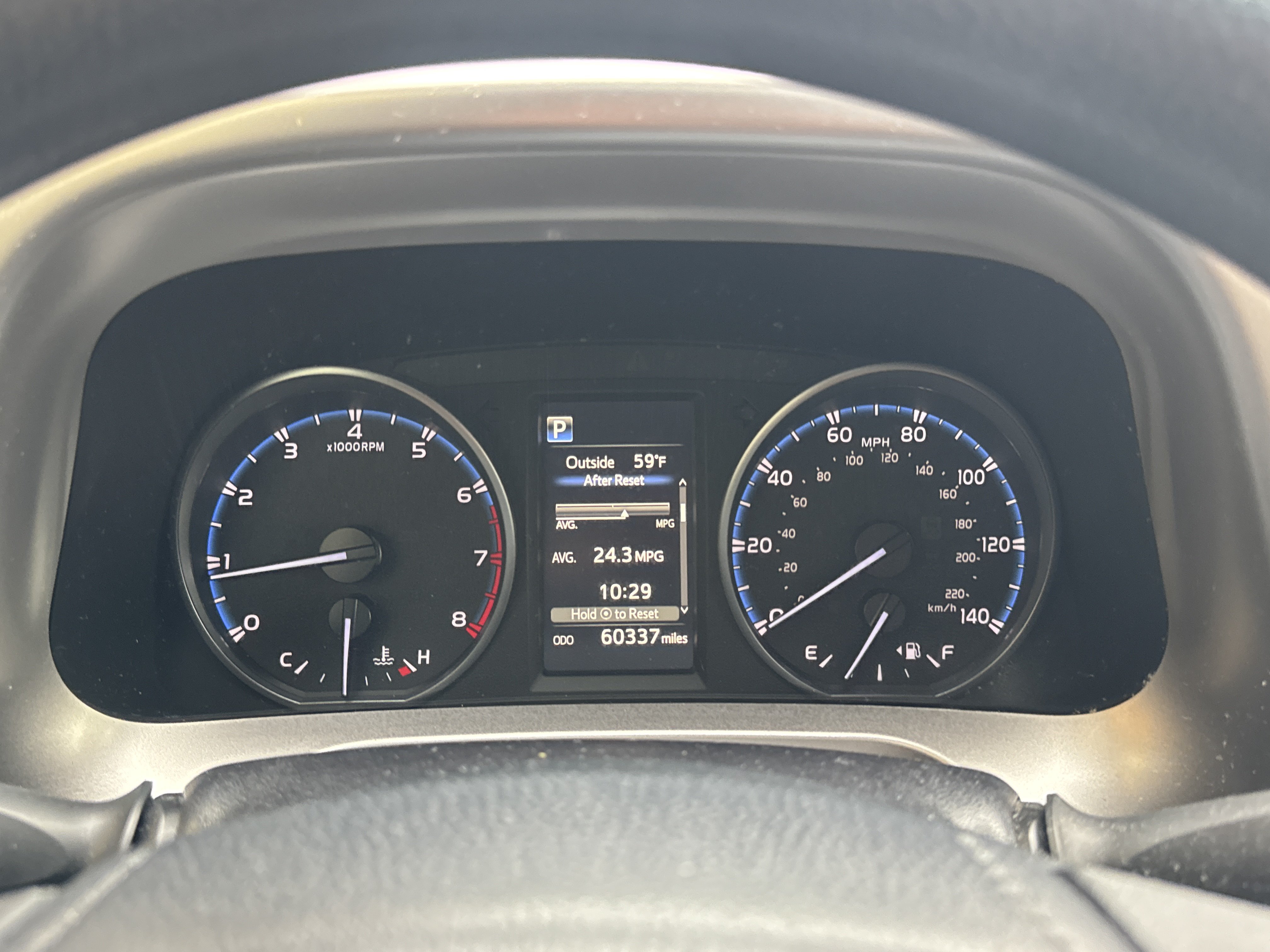 Used 2018 Toyota RAV4 LE w/ All Weather Liner Package AWD/4WD image 18