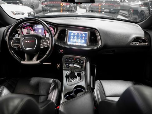 Used 2019 Dodge Challenger SRT Hellcat Redeye image 18