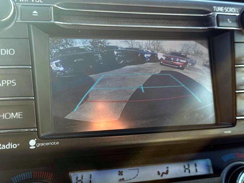 Used 2015 Toyota RAV4 XLE image 17