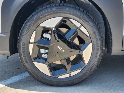 New 2027 Kia Seltos S AWD/4WD image 8