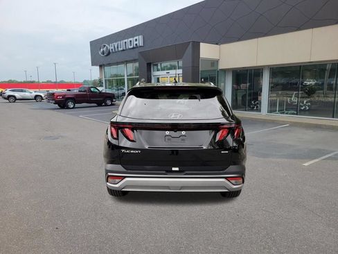 Certified 2025 Hyundai Tucson SEL AWD/4WD image 4