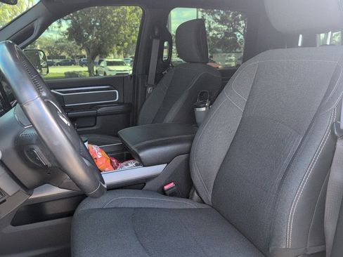 Used 2020 RAM 2500 Big Horn w/ Level 2 Equipment Group image 11