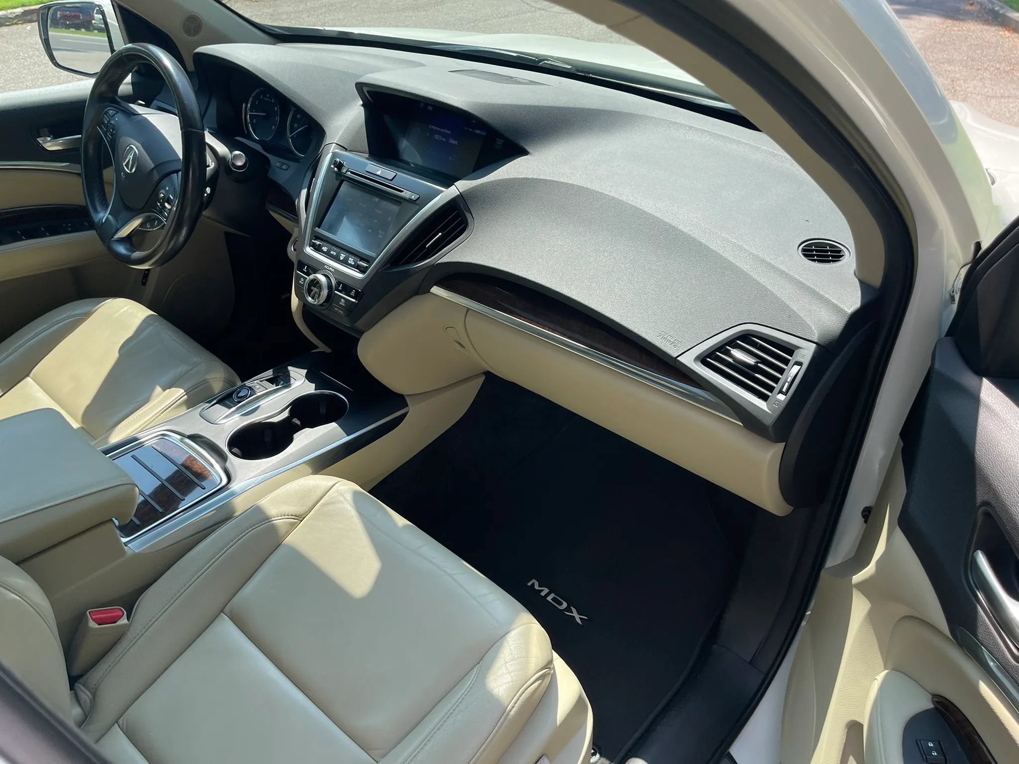 Used 2017 Acura MDX FWD image 14