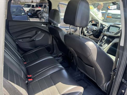 Used 2016 Ford C-MAX Energi SEL w/ Equipment Group 301A image 14