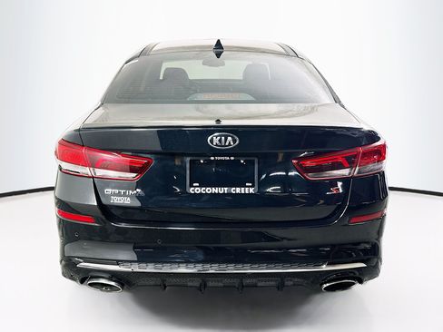Used 2019 Kia Optima S w/ S Panoramic Sunroof Package FWD image 4