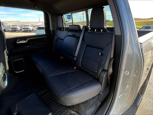 New 2026 GMC Sierra 2500 SLT image 10