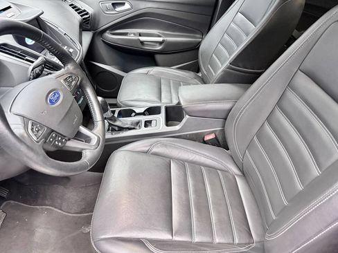 Used 2017 Ford Escape Titanium AWD/4WD image 10