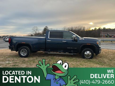 Used 2020 GMC Sierra 3500 Denali w/ Denali Ultimate Package image 4
