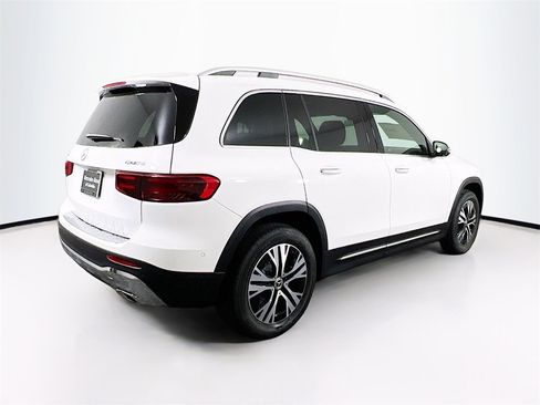 New 2026 Mercedes-Benz GLB 250 4MATIC image 7