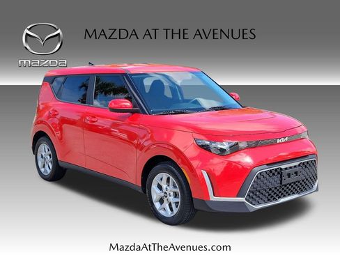 Used 2024 Kia Soul LX w/ Option Group 015 image 3