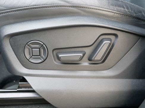 Used 2022 Audi Q7 Premium Plus w/ Premium Plus Package image 20