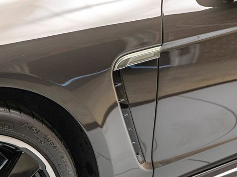 Used 2016 Porsche Panamera Turbo S image 27