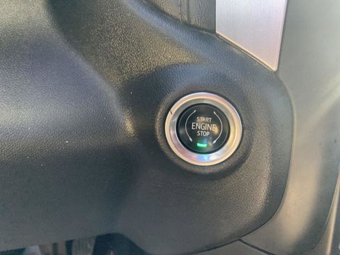 Used 2022 GMC Sierra 3500 SLE w/ SLE Convenience Package image 24