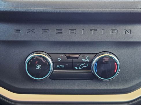 New 2025 Ford Expedition Max Active image 21