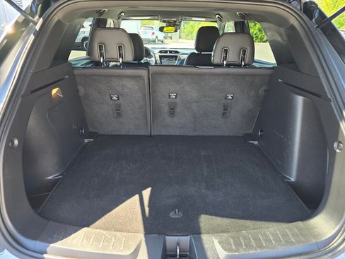 Used 2021 Chevrolet TrailBlazer RS w/ Technology Package FWD image 26