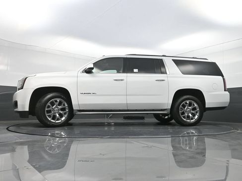 Used 2015 GMC Yukon XL SLT w/ Open Road Package RWD image 29