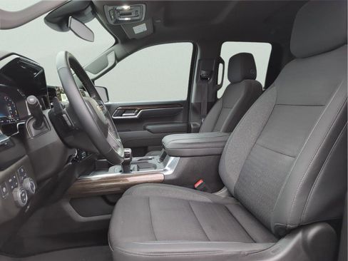 Used 2025 Chevrolet Silverado 1500 LT w/ Z71 Off-Road Package image 16