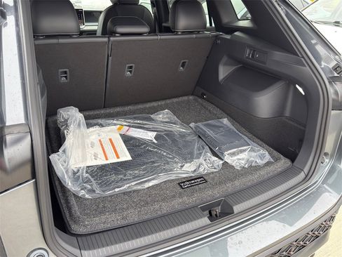 New 2026 Volkswagen Tiguan SE R-Line image 29