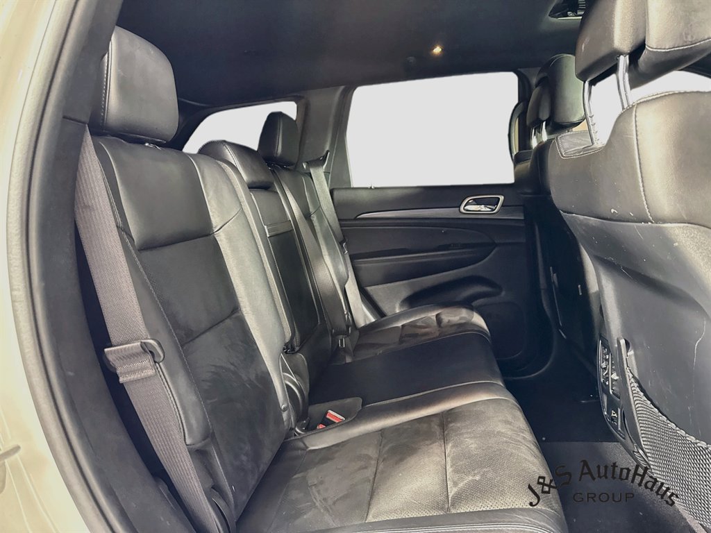 Used 2021 Jeep Grand Cherokee Laredo X AWD/4WD image 34