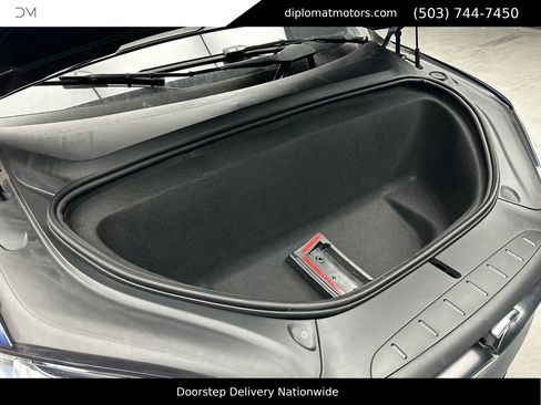 Used 2022 Tesla Model X image 45