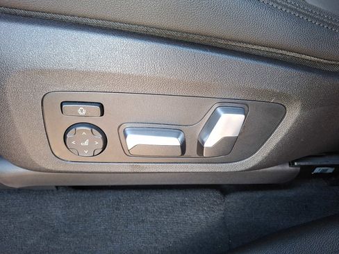 Used 2019 BMW X3 xDrive30i w/ Convenience Package image 11