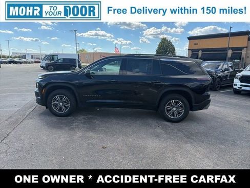 Used 2025 Chevrolet Traverse LT image 7