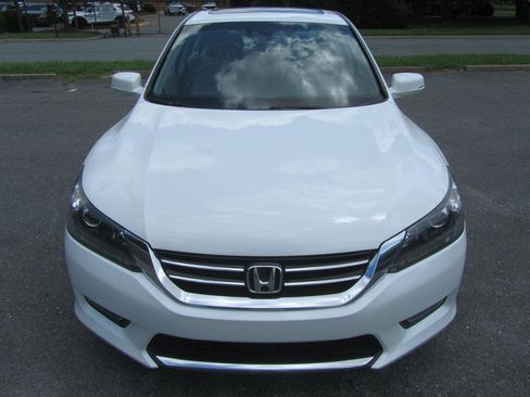Used 2015 Honda Accord EX-L image 4