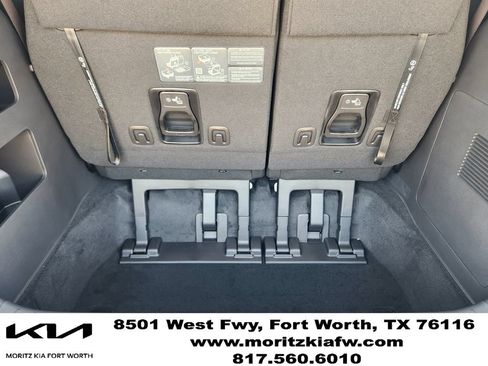 New 2027 Kia Carnival SX Prestige FWD image 23