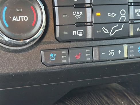 Used 2021 Ford F250 Lariat w/ Lariat Value Package image 16