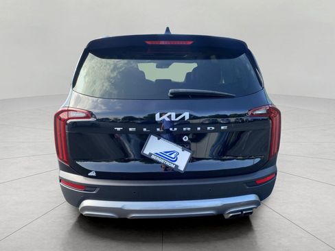 Used 2022 Kia Telluride EX w/ EX Premium Package FWD image 12