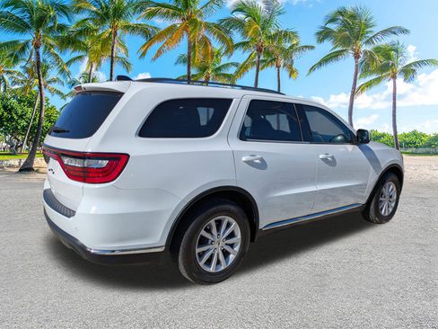 Used 2020 Dodge Durango SXT image 4