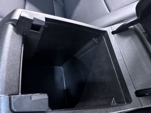 Used 2024 Chevrolet Colorado LT w/ LT Convenience Package III image 29