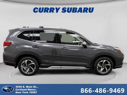 Used 2023 Subaru Forester Touring AWD/4WD image 6