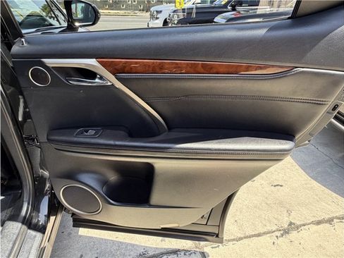 Used 2019 Lexus RX 350L FWD image 26
