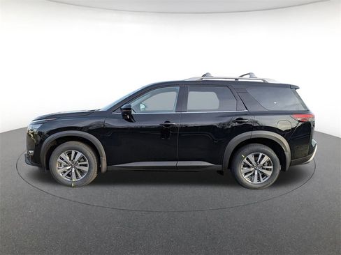 New 2025 Nissan Pathfinder SL image 8