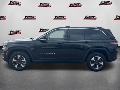 Used 2022 Jeep Grand Cherokee Limited 4xe w/ Luxury Tech Group II AWD/4WD image 8