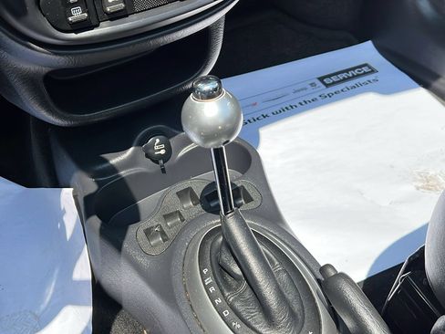 Used 2005 Chrysler PT Cruiser GT image 17