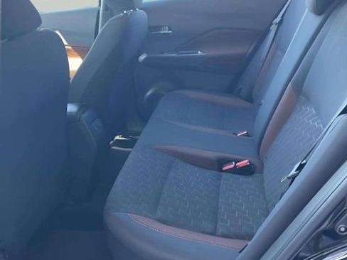 Used 2023 Nissan Kicks SR image 10