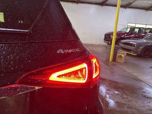 Used 2022 Mercedes-Benz GLE 350 4MATIC image 6