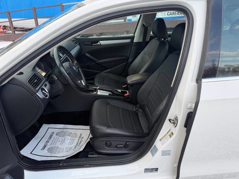 Used 2012 Volkswagen Passat 2.5 SE image 9