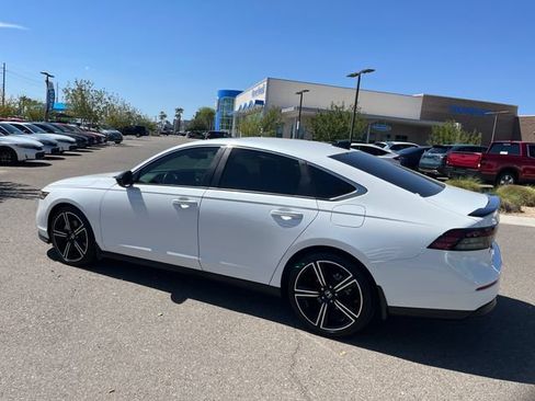 Used 2025 Honda Accord Sport image 10